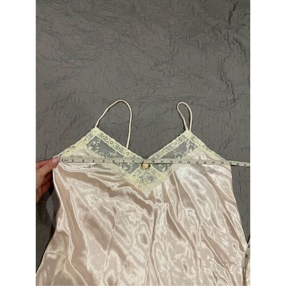 California Dynasty Baby Pink Vintage Night Gown Large Silky Polyester - Picture 3 of 6